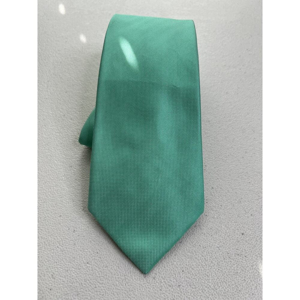 Saddlebred Solid Green Pattern Tie NWOT